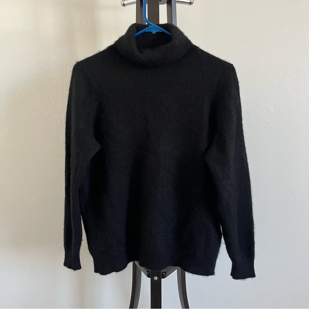 Charter Club Cashmere Elegant Black Turtleneck Sweater